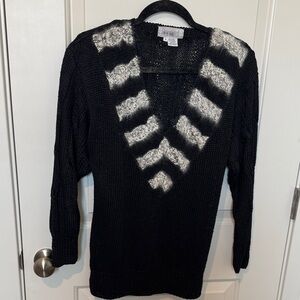 Chic Black and White V-Neck Sweater